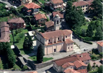 Una veduta aerea della Chiesa Parrocchiale